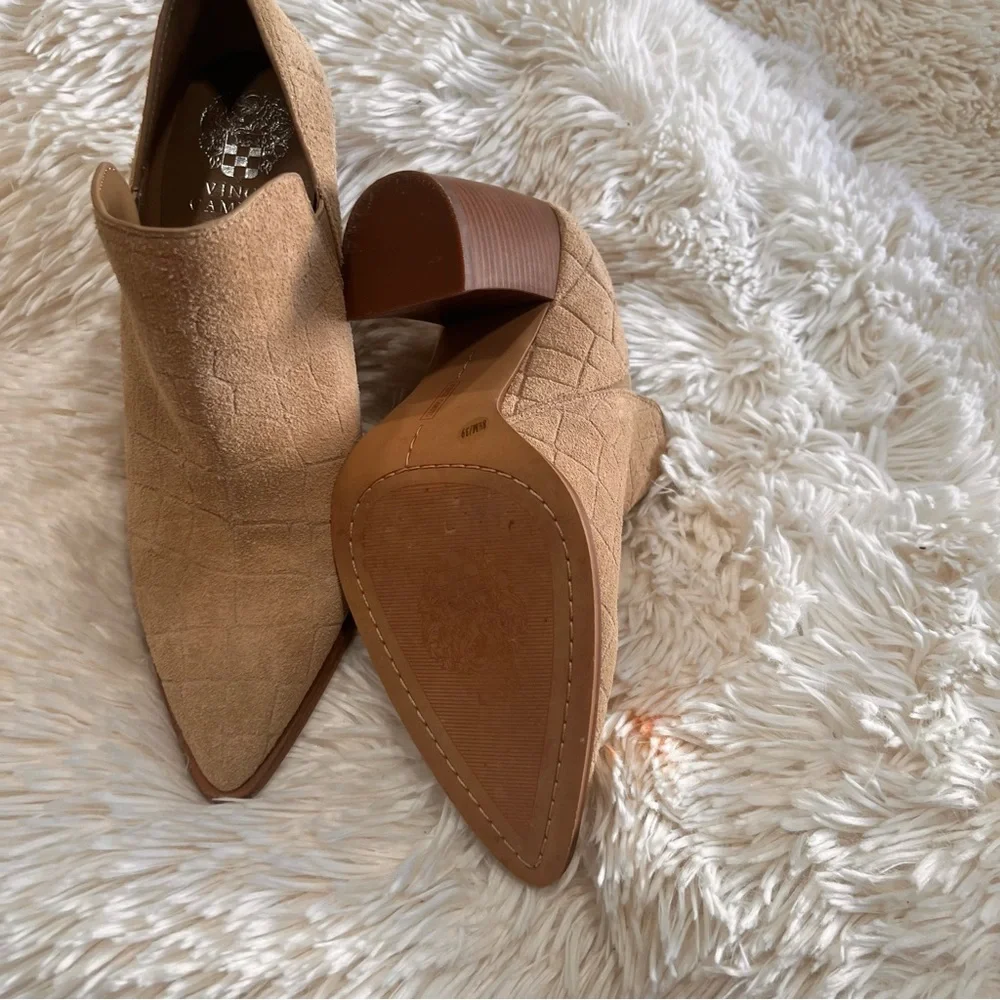 Vince Camuto cintella ankle heeled Boots‎ size 8.5